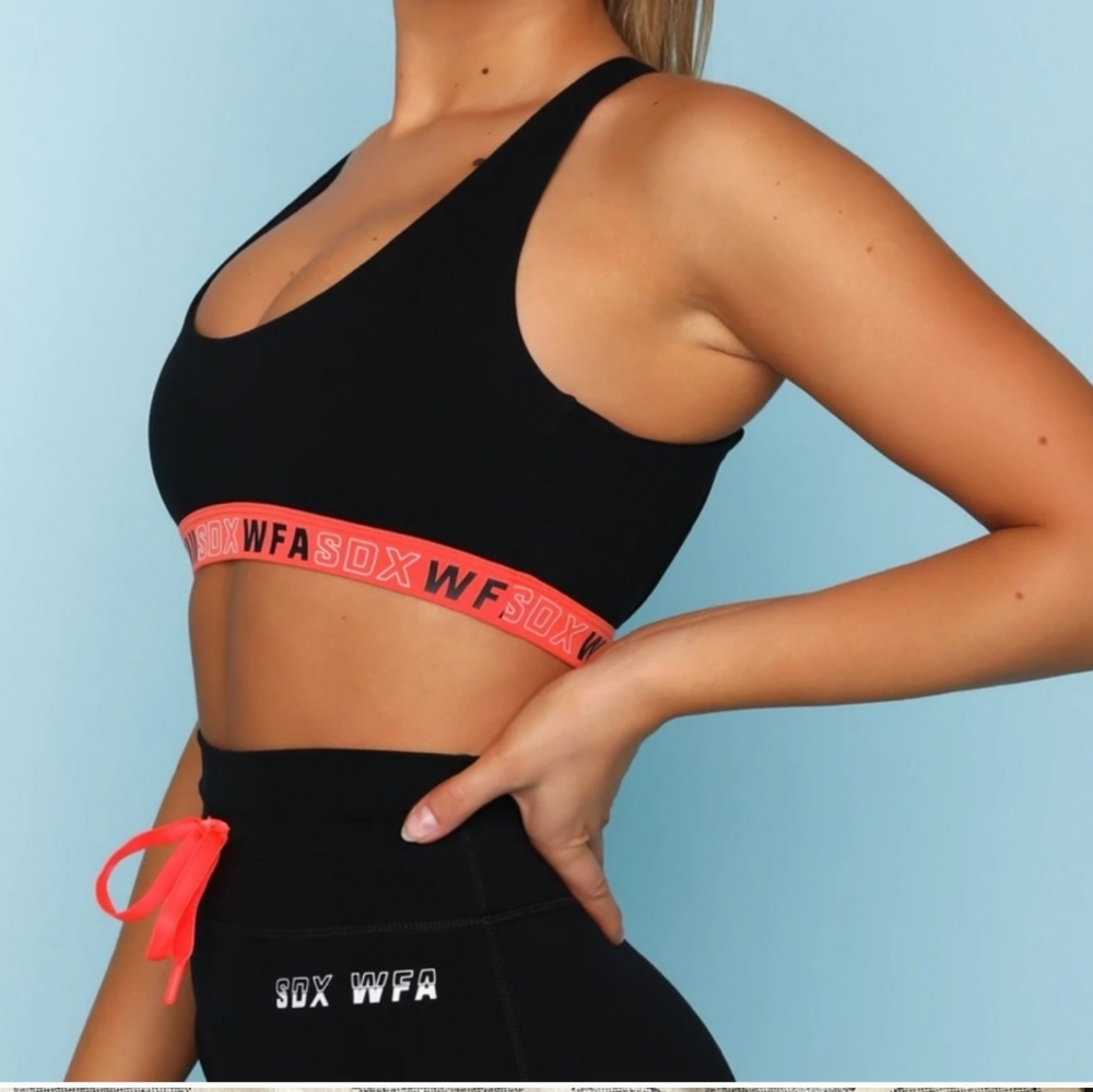 Sarah's Day x White Fox Boutique Ignite Coral Sports Bra Size Medium